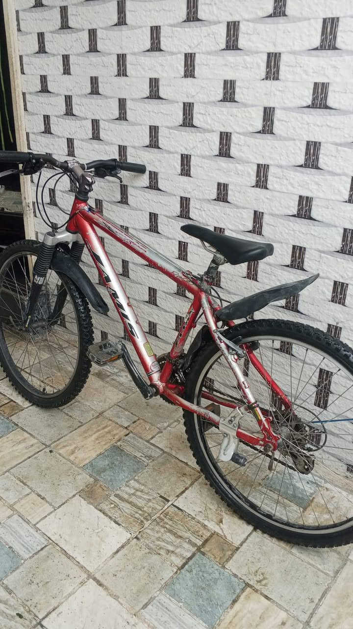 بايزك الحجم 26 بايسكل نظيف قبل شهر اشتريته سعره 120 ***********.  ***********.
