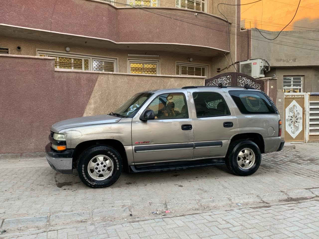 سلام عليكم تاهو بتره 2003 مال مزاد وزاره داخليه للبيع فقط 
تخم تاير جديد 
كهربائيات كلهة شغالة 
كير ومكينة مكفولات 
السعر 68وبيهة مجال 
للاستفسار ***********
مكان سيارة بغداد البلديات 
#يوسف الساعدي
