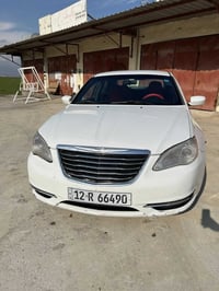 كرايسلر C200 2011 رقم جديد هزه جديد لي 2030 طخم امامي خلفي جديد تواير ...