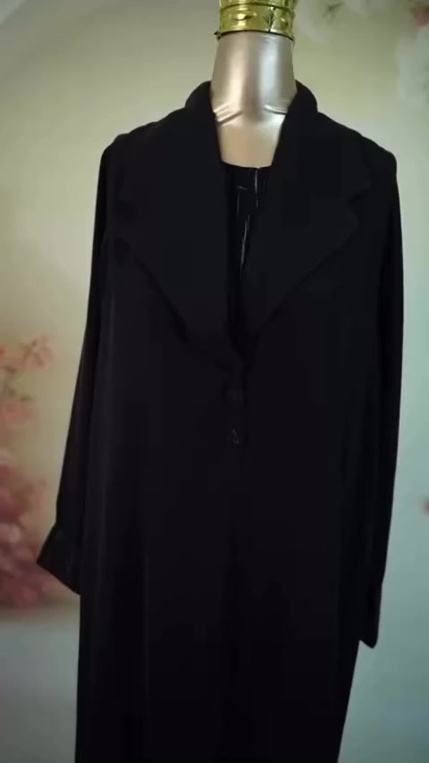 #viralvideos #trendingreels #explorepage #عبايات #fpy


**إذا كنت صاحب هذا الإعلان وتريد حذفه لأي سبب، رجاءا أرسل رسالة إلى الدعم الفني**