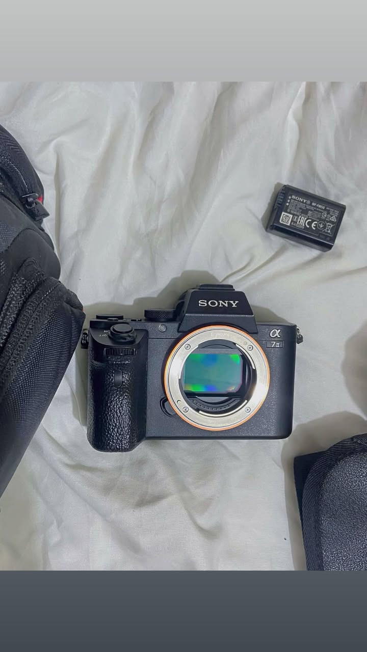 سوني 7ll

نظافه 98‎%‎ 

استعمال قليل جدا 

ملحقات 

بطارية عدد 2 
عدسه 
جنطه جبيره 

شاحنه اصليه 

للبيع مكاني الكوت مركز مدينه 

السعر (***********)

او مراسله الخاص
