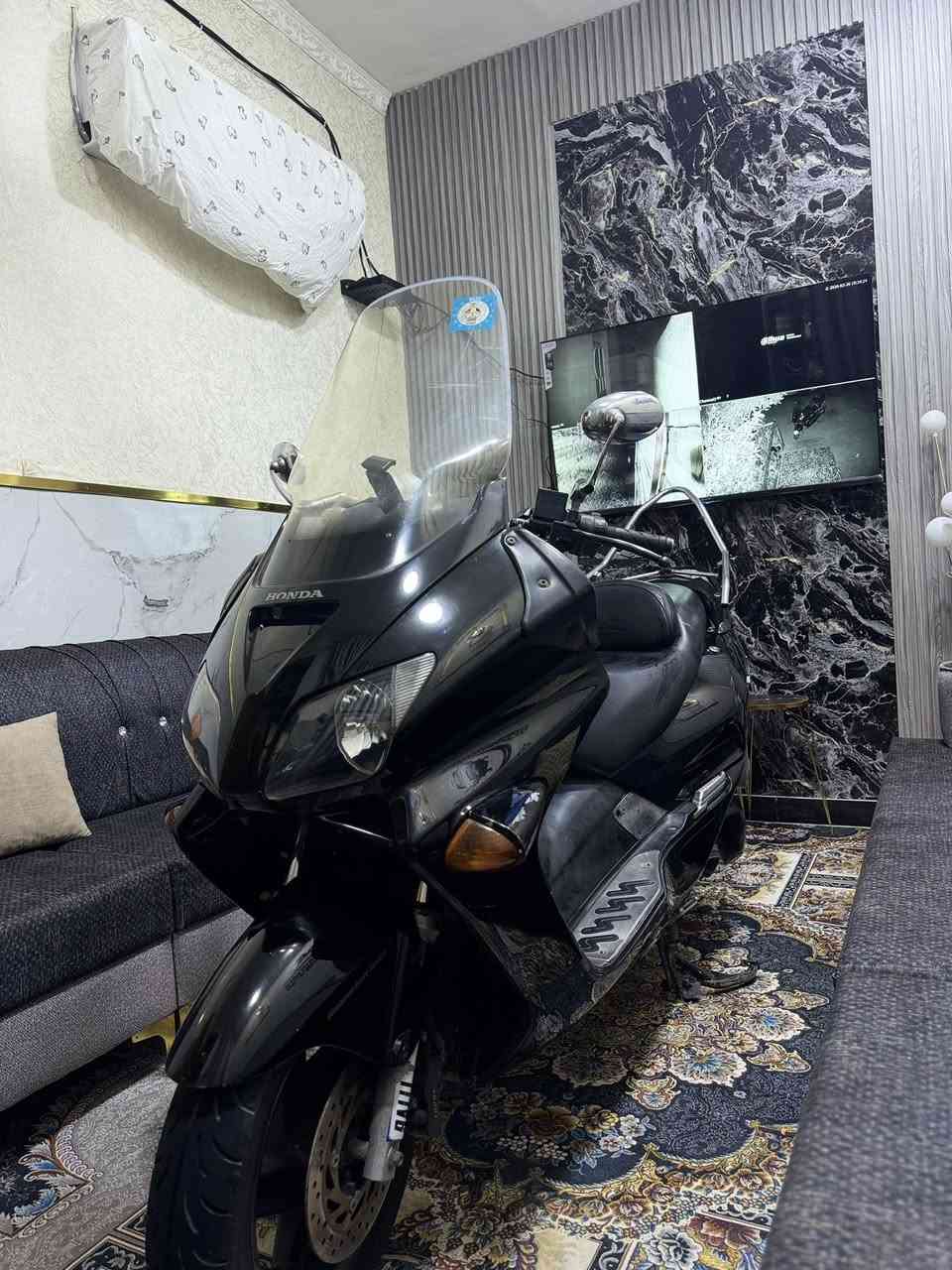 دراجه رقم بغداد تحويل ثاني يوم بسمي 👍🏻❤️🧿
سلام عليكم فؤرزه سؤيج 06 MF لؤن أسود بلادي 👍برغي ممفتؤح بيهه مكينه ناعمه شلعه ؤمعدل فؤل كهربايات كلهه شغاله  ناعمه  جانه طويله مضلع. سبايدر ننيكل و مانع انزلاق زوج امرايات نيكل كاعيات بغلاوه  و زوج تايرات جديد حساس دراجه بدؤن اي نقص جاهزه كلهدراجه انظف و احلى من لصور مال جنني مكانهه بغداد مدينة الصدر الرقم ***********
