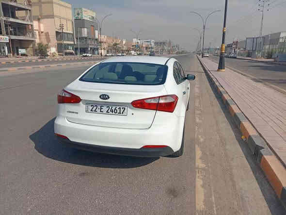 سلام عليكم سيراتو مديل 15 السياره نضيفه او ماشيه 290 رقم دولي جديد بسم شركه اتريد وكاله اتريد تحويل السياره بيهه بس طرف البنيد او بارد مكانين كلش نضيفه مكينه او كير اب شرط مكلف بل نشر رقم راعيه موجود ‏‪.   ‏‪0780 125 0047‬‏
