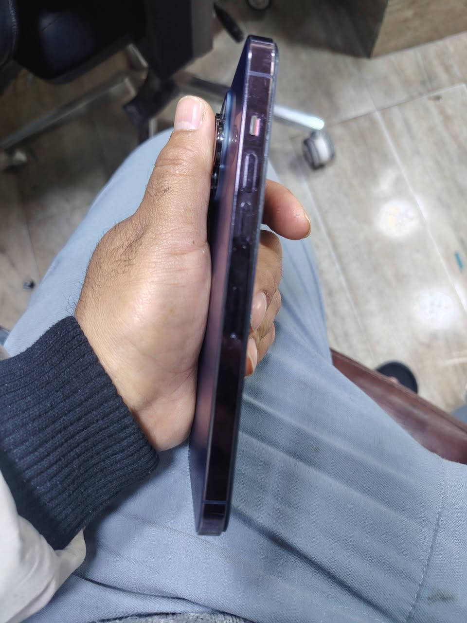 14برو ماكس 
ذاكره 128
بطاريه 79 اصلي
امبدل شاشه فيس إيدي شغال
امبدل ضهر 
موصل الأيسر
***********
سعر 500بي مجال
