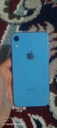 ايفون XR • ٢٥٦ • شاشة مشروخة