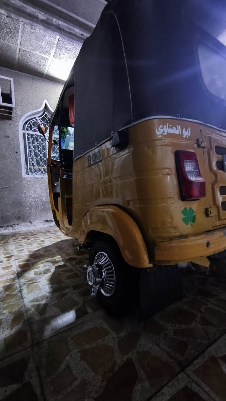 سلام عليكم شباب تكتك للبيع مديل 2020 شهر 11 كامله شوفت عينك تخم تاير جادر جديد  رقم بغداد تحويل ثاني يوم مكاني بغداد الشعب رقمري ***********
