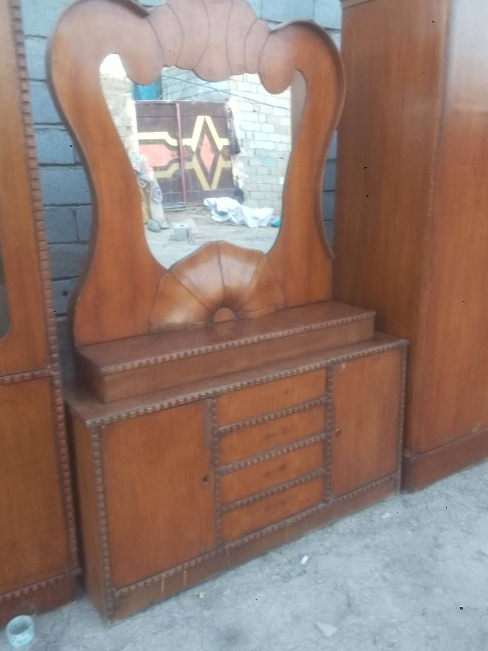 للبيع مكان بابل بلقاسم و سعر300


**إذا كنت صاحب هذا الإعلان وتريد حذفه لأي سبب، رجاءا أرسل رسالة إلى الدعم الفني**