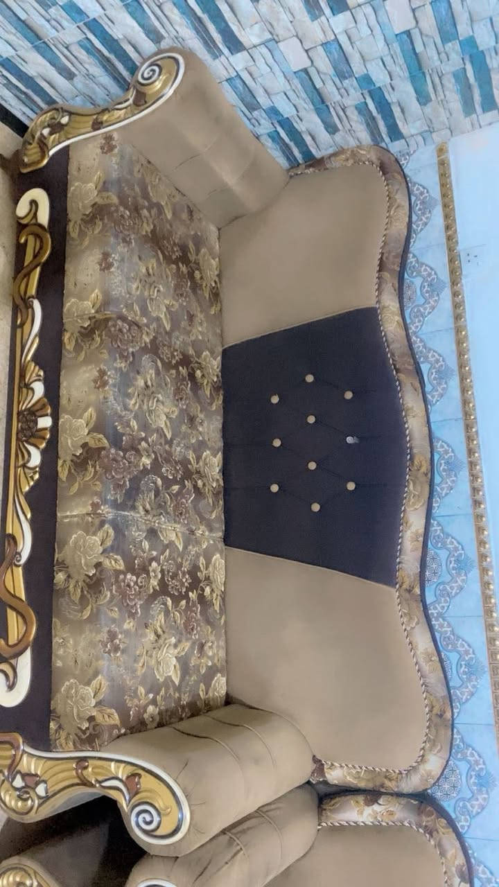 مرحبا تخم ملكي للبيع مكون من اسكملي نفر واحد عدد 2وام ثلاث نفرات 2وأم  نفرين عدد1 التخم جديد ونضيف ومرتب بس يرلادله كم تعديلات وترتيبات سعر 350 وبي مجال  اي استفسار خاص


**إذا كنت صاحب هذا الإعلان وتريد حذفه لأي سبب، رجاءا أرسل رسالة إلى الدعم الفني**