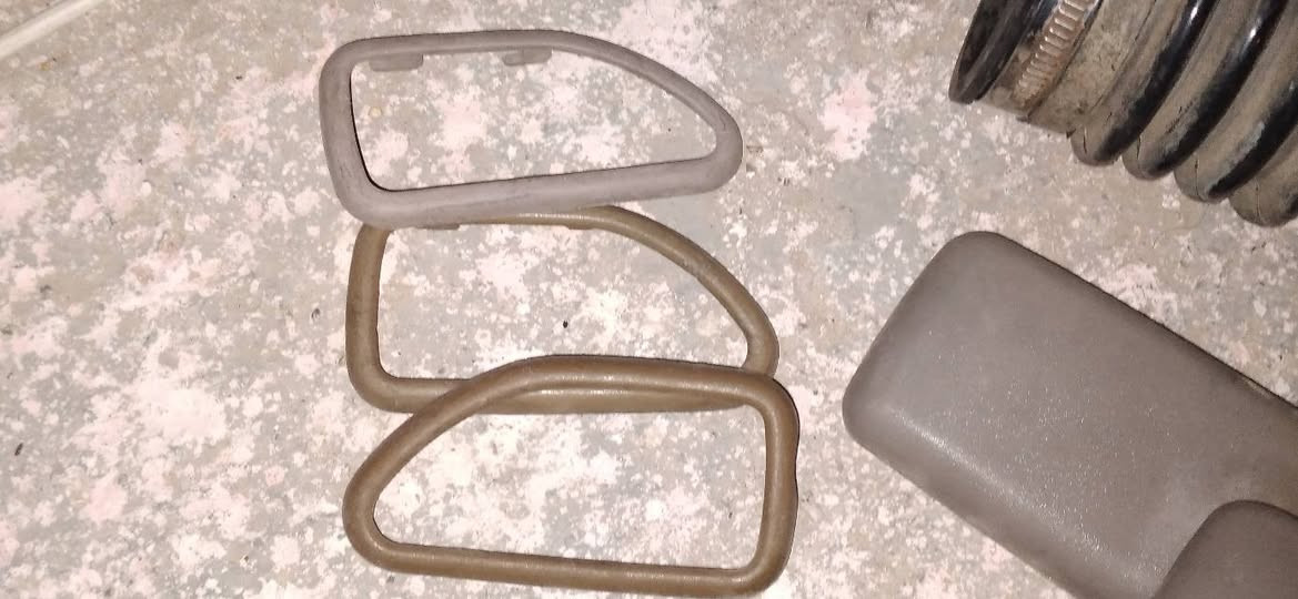 غراض شيري كوين للبيع بلادي
***********
توصيل موجود
