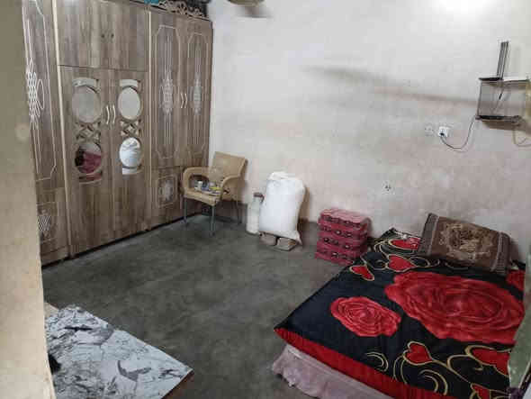 دار 100 متر مع 400 متر ارض للبيع 

اثنين هن سعر 27 مليون وبي مجال  

         نوع العقار بلديه 

خدمات قريب على سيدين اسرا قريب

 على جامع العدل قريب عن مدرسه 

ماء يوميه يجى ساعه كهرابه انترنت موجود

عنوان اسرامفقودين  سايدين قرب جامع العدل 

يمكنك تواصل على رقم موبايل ***********
