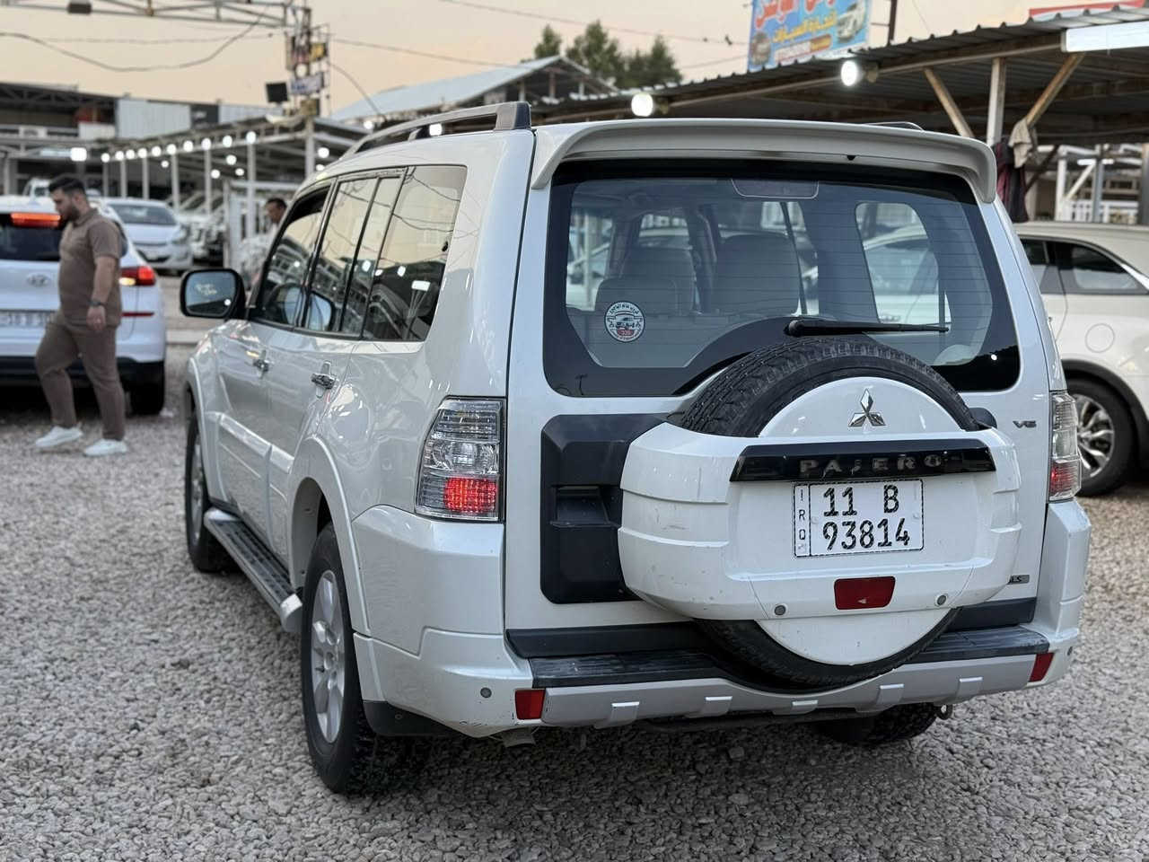 للبيع باجيرو ٢٠١٠ فول حبتور 
محرك ٣٥٠٠كشنات جلد كهربائي 
دمام حاكيه تحكم ٣جهات ويل كب ٧راكب 
رقم بغداد باسمي السعر١٤٥ورقه وبيها مجال
سونار مرفق بلاصبغ فقط كارت تكحيل 
لاستفسار ***********
مكاني الحله معرض الوطن لتجارة السيارات الحديثة
