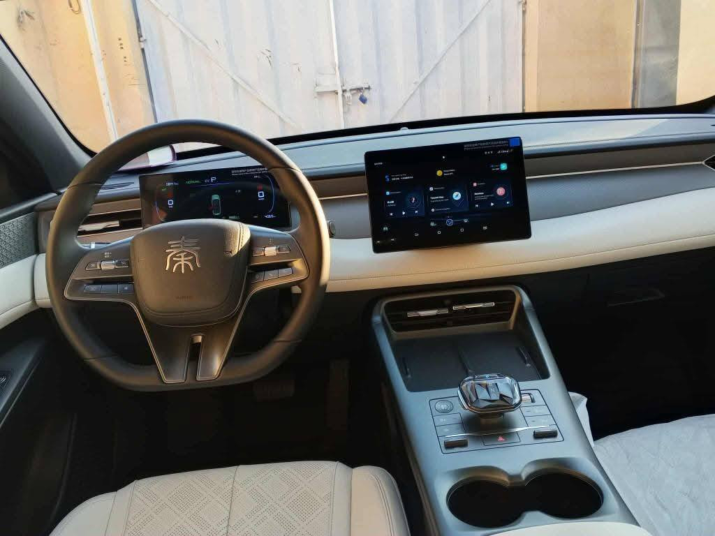 بي واي دي BYD كن بلس لون أبيض موديل 2025 ماشيه ٦الاف
هايبرد بنزين + كهرباء
تمشي مسافة طويلة بالبنزين وبالشحن
كفالة عامه السيارة
💎 ســعــر ✅ :: 18/500

حجم المحرك 1.5
شاشة أصلية
كاميرا خلفية
حساسات
دخول ذكي
مقاعد جلد
3 أوضاع قيادة

السيارة باسمي
تحويل مباشر

رقم الهاتف ***********
