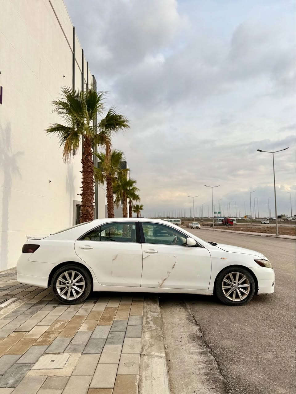 کامری 2008
58وەرقەی سافی
بۆ فرۆشتن
گێڕ ئۆتۆماتیک
گێڕو مەکینە بەشەرت 
تەحویل بەشەرت
سبوخ عامە 
17وەرقە غەرامەی تیایە
شوێن هەولێر 
سعری 75$مەجالێکی کەم 
ژ.م ***********واتساپ ڤایبەر أربيل, العراق
