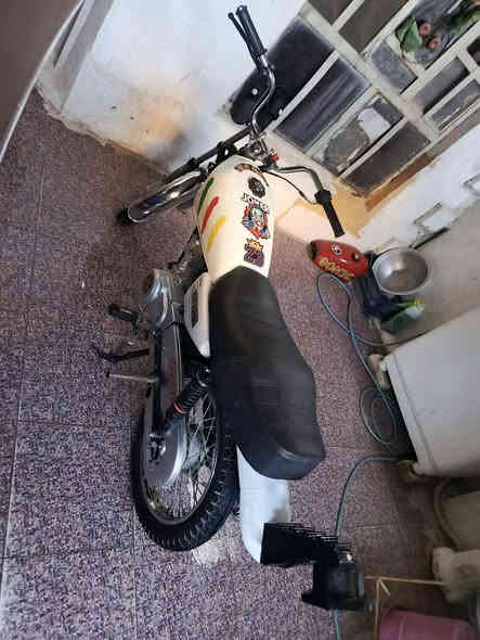 سلام عليكم دراجه موديل 25سيجي نامه دراجه حلوه مرتبه مكينه شكد لكاع مكاني بعقوبه الكاطون الرحمه سعر 575بيهه مجال حك جيه خاص متواجد رقم ***********.
