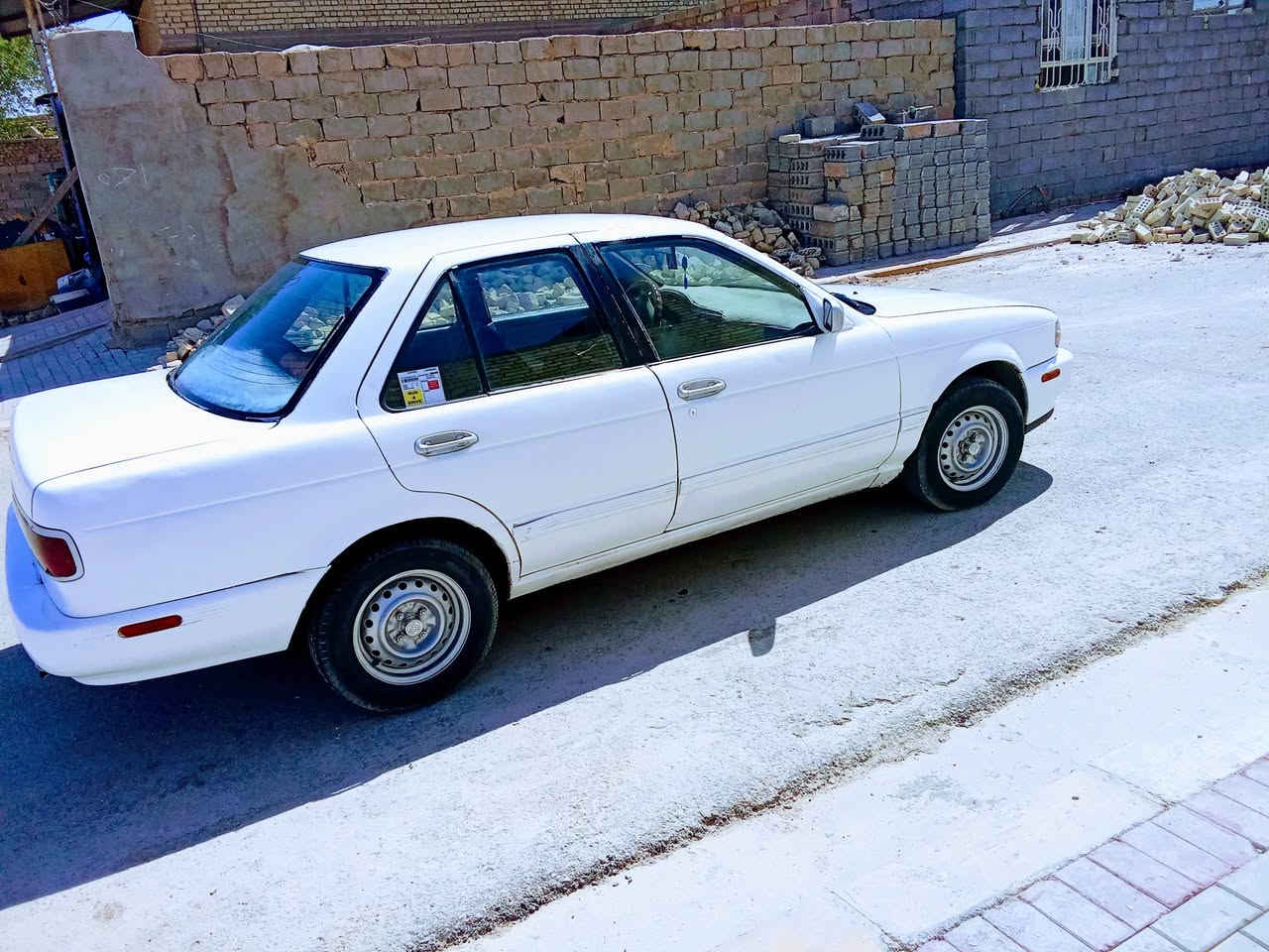 السلام عليكم نيسان سني مديل 94 ياباني محرك كورله أوتماتيك مصبوغه عام للجماليه سنويتها صاقطه من ال20 
 الاستفسار ***********
