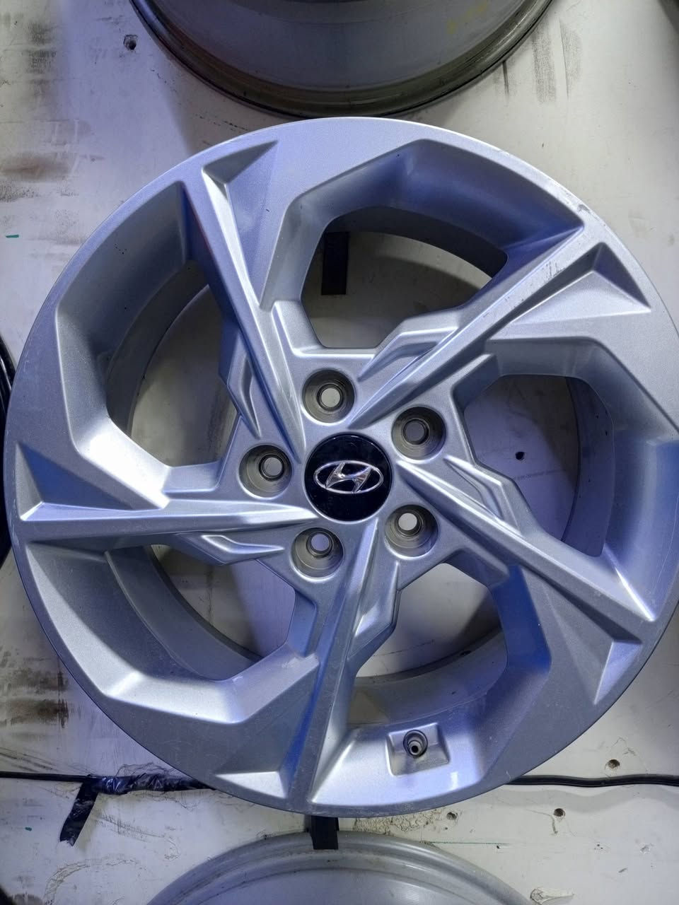 السلام عليكم يتوفر ويل كب جميع انواع السيارات زورو موقعنا شارع فلسطين مجاور كنافه  القدسي خدمات العالميه يوجد خدمه توصيل كافه المحافظات ***********
