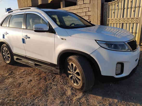 السلام عليكم سياره سورنتو مديل 13شكل ١٥خليجي خمسه راكب ستة ستندر السعر ١٣٥ بسمي تحويل مباشر رقم بغداد سونارهه وياهه هو الذي يتحدث عن تفاصيل السياره عنوان واسط كوت الرقم ***********
