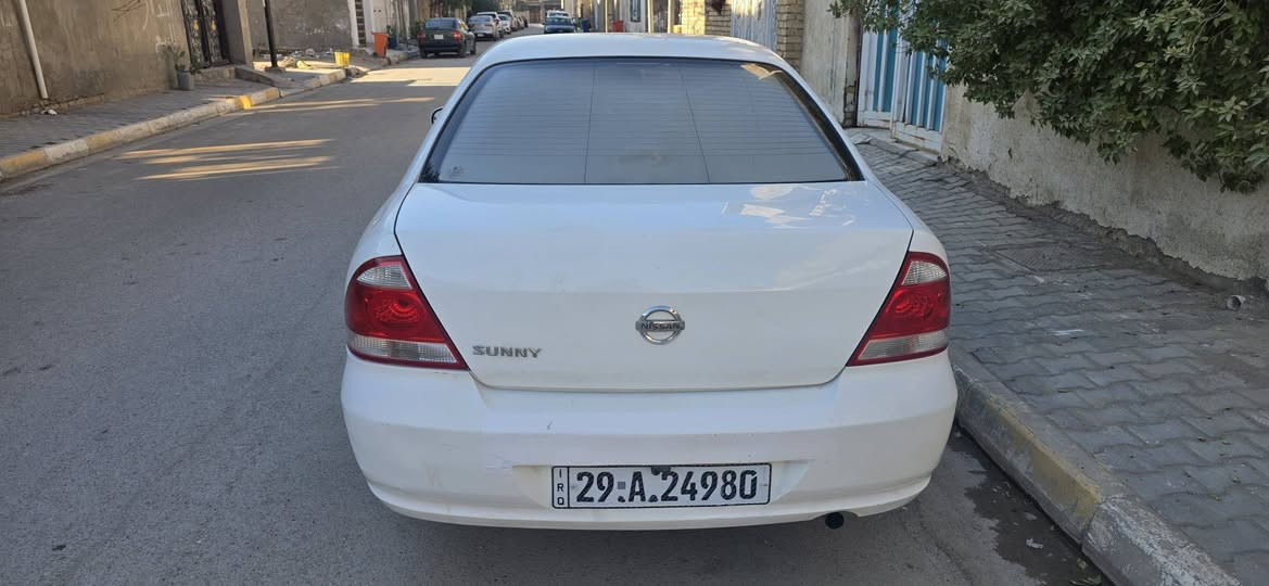 نسيان سني موديل ١٣
السيارة خير من الله تبريد حداديه نظيفة مكينه خير من الله

 رقم واسط ..سنويه ل٣٠ ..رقم جديد وهزة جديده... السياره بيها ٣ صبغ
تحويل ثاني يوم...السعر ٩٨ وبيها مجال بسيط
***********
