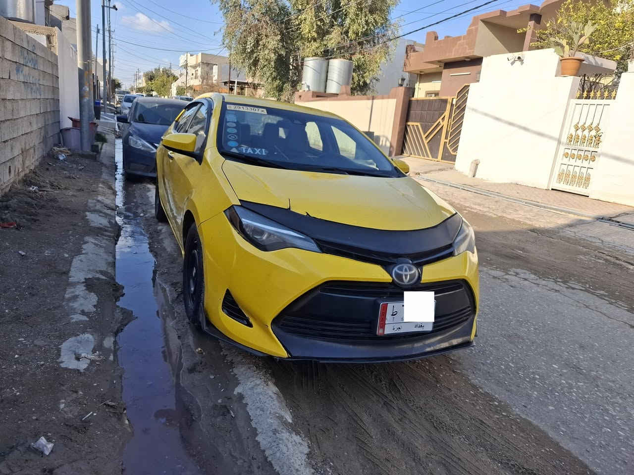 سلام عليكم  فقط بيع اخوان بدون مراوس ونقد فقط
كورلا موديل 2018 رقم بغداد موصفات LE 
كير محرك صدر تبريد تتدفئه دفتر بانزين بي  نقابه صفر 
سنويه خلصان صار شهر مشروع وطني تحويل مباشر ثاني يوم ضرر صفحه السكن ث قطع امامي تبديل فقط تصليح طرف شاصي السكن وضرر خلفي بي 
سياره جاهزه لبيع فقط السعر 127 وبي مجال 
الشراي يتصل *********** 
مكاني كركوك
