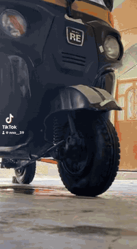 ورحمة وبركاته تكتك للبيع وهذا رقمي 07772841830