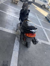 السلام عليك دراجه ماكس البيع مكني بغداد حي القاهره الرقم 07712578140