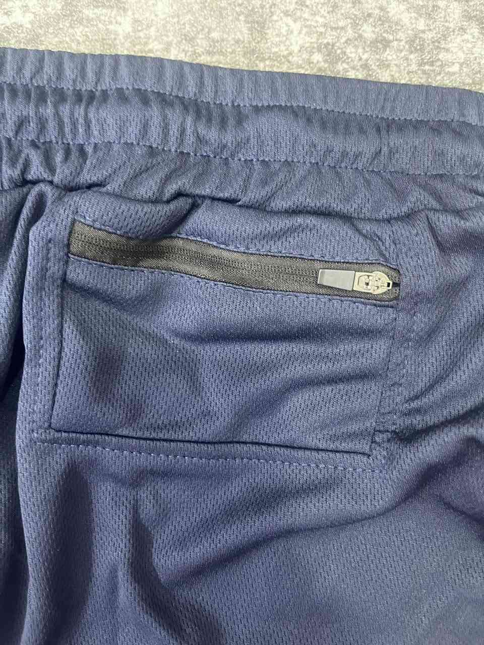 السعر10
قياس xxxl
الشورت هو شورت رياضي مزدوج الطبقات
 (2 في 1) مستوحى من سلسلة الأنمي بيرسيرك (Berserk).


**إذا كنت صاحب هذا الإعلان وتريد حذفه لأي سبب، رجاءا أرسل رسالة إلى الدعم الفني**