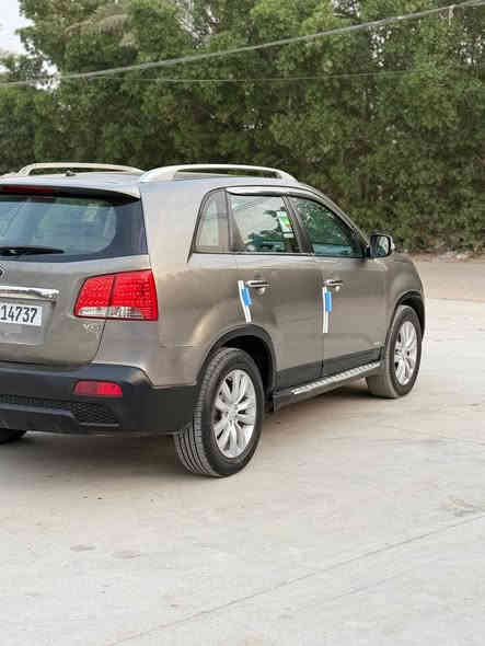 سورنتو موديل 10خليجي صبغ جاملغ امامي مع الباب توحيد الون بدون اي ضربه سياره فول موصفات مكينه 6سلندر 7راكب 3قطع تبريد داخل عسلي رقم ذي قار الدولي سياره جاهزه تخم تاير جديد مابيه نقص سعرها 137بيه مجال عنواني ذي قار الرفاعي شراي يتصل ويدلل *********** *********** ناصرية
