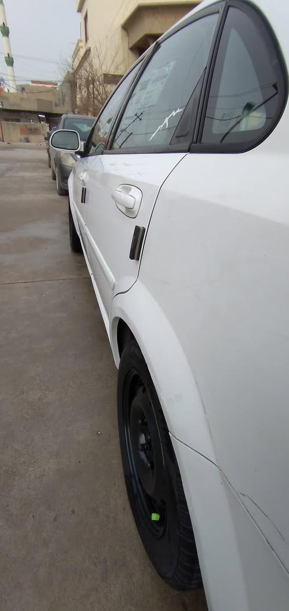 سلام وعليكم لل بيع أوبترا موديل 2009 كير اوتو كير محرك بشرط رقم أربيل إنكليزي سياره جاهزه سياره ظررها كما موضح في صونار السعر 72 بي مجال لل طيبين مكلف بل نشر رقم صاحب السياره ***********
