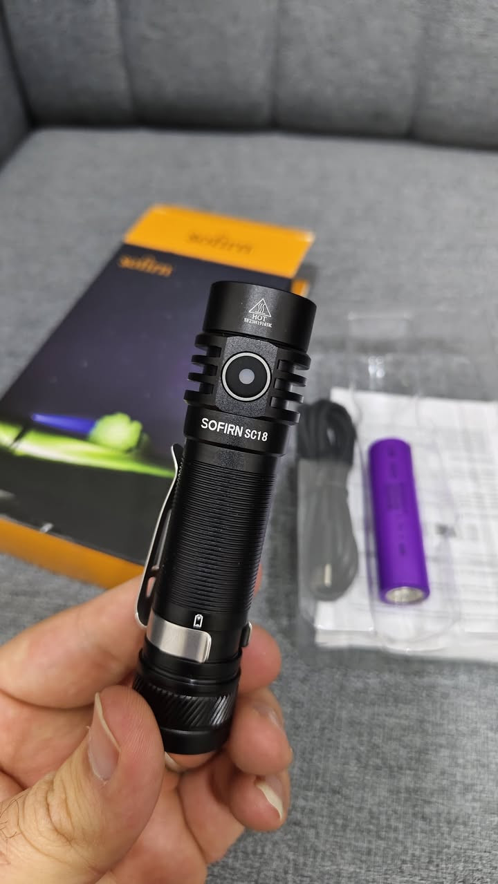 السلام علیکم لایت اصلي ماركة سوفرن جديد مامستخدم كامل ملحقات كلش قوي 

Sofrin SC18 موديل 

سعر 25 الف
 
توصيل كل محافظات متوفر


**إذا كنت صاحب هذا الإعلان وتريد حذفه لأي سبب، رجاءا أرسل رسالة إلى الدعم الفني**