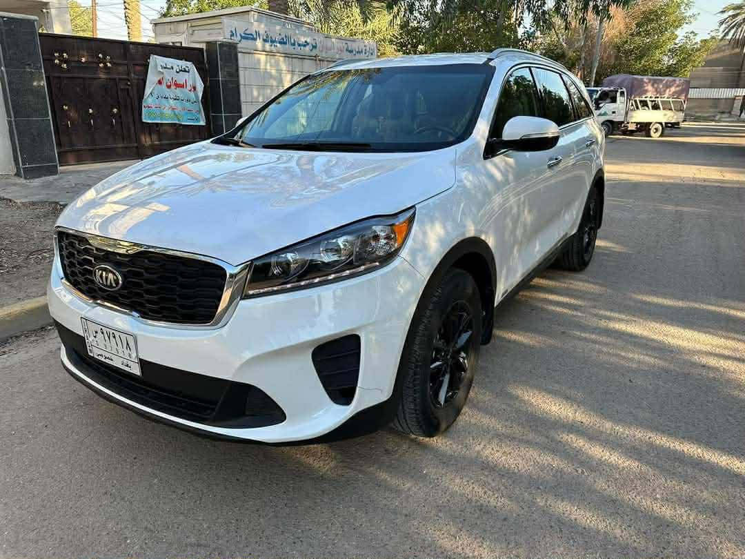 سورنتو 2019
🚗 للبيـــع:   بحالة ممتازة 🚗

المواصفات الفنية والأداء:

• المحرك: 4 سلندر 

• نظام الدفع: فور ويل (4WD/AWD) 

ماشية أقل من 70 ألف ميل) 🛣️

ارادار أمامي / كشنات أمامية (حار)

• شاشة لمس تدعم Apple CarPlay و Android Auto (إذا كانت متوفرة) 

• تحكم ستيرن كامل + مثبت سرعة 🕹️

• تقرير الحادث: تبديل باب فقط (بدون لغد، بدون شاصي، وبدون إيرباج) 

التفاصيل والموقع:

• العنوان: بغداد  الامين الثانيه 📍

• رقم الهاتف:***********
