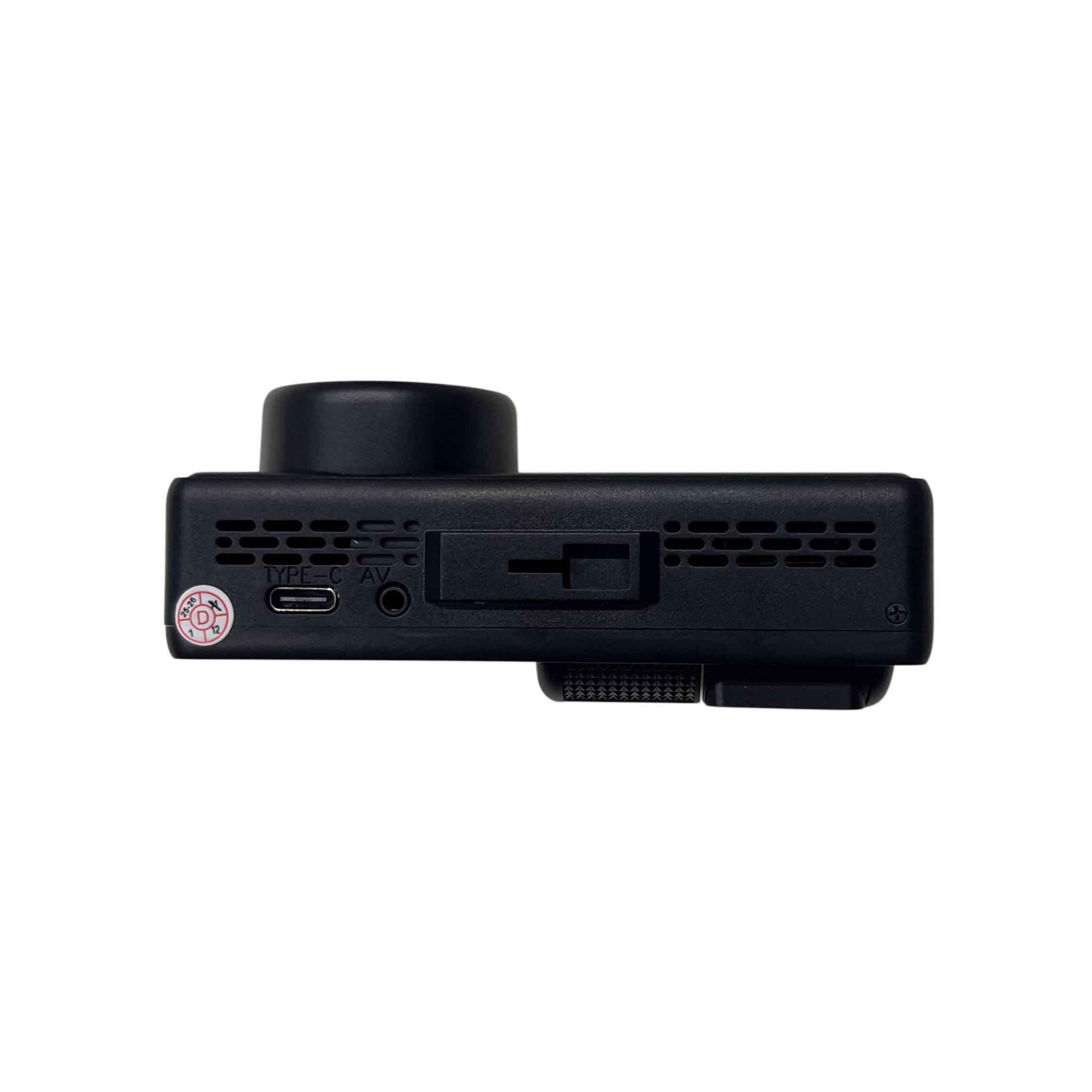 كاميرا سيارة HD Vehicle BlackBOX DVR ثلاثية القنوات مع WiFi
وثّق رحلتك بكل سهولة مع كاميرا السيارة HD Vehicle BlackBOX DVR المصممة للتسجيل داخل وخارج السيارة بثلاث قنوات فيديو، مع دعم WiFi وتشغيل الفيديوهات مباشرة.

• تدعم تسجيل Three Channel Video لعرض أكثر من زاوية

• مزودة بخاصية WiFi

• إمكانية تشغيل الفيديوهات على الكمبيوتر عبر بطاقة TF/SD

• تدعم وضع Playback Mode لمراجعة التسجيلات من الكاميرا مباشرة

• تحتوي على منفذ AV-IN لتوصيل كاميرا المقصورة

• تعمل عبر منفذ Mini USB Power Interface

• نوع المنتج: كاميرا سيارة DVR
• عدد القنوات: Three Channel Video
• الاتصال: WiFi
• منفذ الطاقة: Mini USB 2.0
• منفذ إضافي: AV-IN
• نوع الذاكرة: TF Card / SD Card
• الموديل الظاهر: Z-3057

محتويات العلبة:
• كاميرا السيارة DVR
• قاعدة تثبيت
• كاميرا إضافية ظاهرة على العلبة
• كتيب تعليمات متعدد اللغات🔥✨السعر35


**إذا كنت صاحب هذا الإعلان وتريد حذفه لأي سبب، رجاءا أرسل رسالة إلى الدعم الفني**