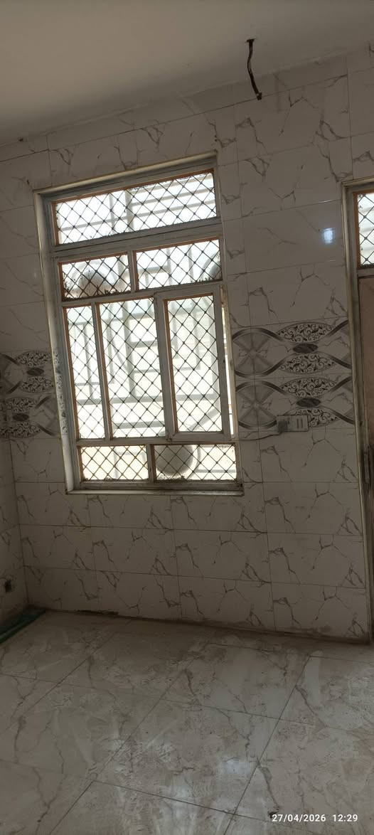 على بركة الله 

بيت طابقين لمساحه150متر زراعي سند 25 إقرار محكمه 

               الموقع طريق بغداد

 كربلاء المقدسة سايد الدخول عمود 164 يبعد عن

 الشارع الرئيسي ما يقارب 100مت كما موضح. 
          
                            بالصوره

وعن الامام ما يقارب 9كيلوات وقريبه على مدينة    

               سيد الاوصياءالسياحية

  
        يصلح سكن او حسينية لزوار خدمات

 متوفره بيت سكف كونكريت بناء بلوك و طابوق

 الارضيه سيراميك المطبخ الجدران و الارضيه

 مطبك سيراميك حمامات 3 داخلية 2و خارجيه

 واحد يحتوي على 5غرف مع المطبخ صالتين كل

 طابق صاله المنطقه سكنيه  السعر #150مليون

 وقابل  للتفاوض للاستفسار اكثر مراسلة الصفحه او

 الاتصال على الرقم ***********

للإطلاع اكثر يرجى متابعة الصفحة والإعجاب
