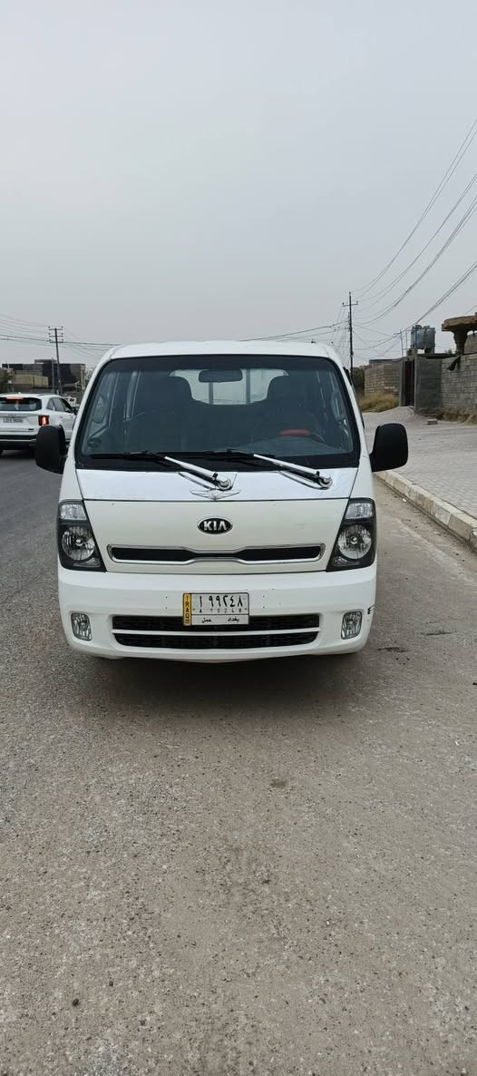 سلام عليكم  اخوان كيه دبل قماره  للبيع او مراوس بسوناته  موديل 2007  محدثه   المحرك 3000   بيء بخار بصيط ترايهه وين متريد   سياره نضيفه وجاهزه  مال جناي  تبريد ثلج تايرات جدد راديتر جديده كهربايات كلهه شغاله 
السعر 95 قفل    *********** بيء واتساب وتصال وتحياتي الفلوجة, الأنبار
