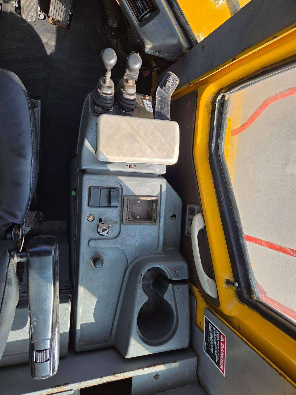 سلام عليكم شفل حجم 90 جديد بمعنى الكلمه موديل 2016 مكينه كمنز المستورد سيد امير ***********
