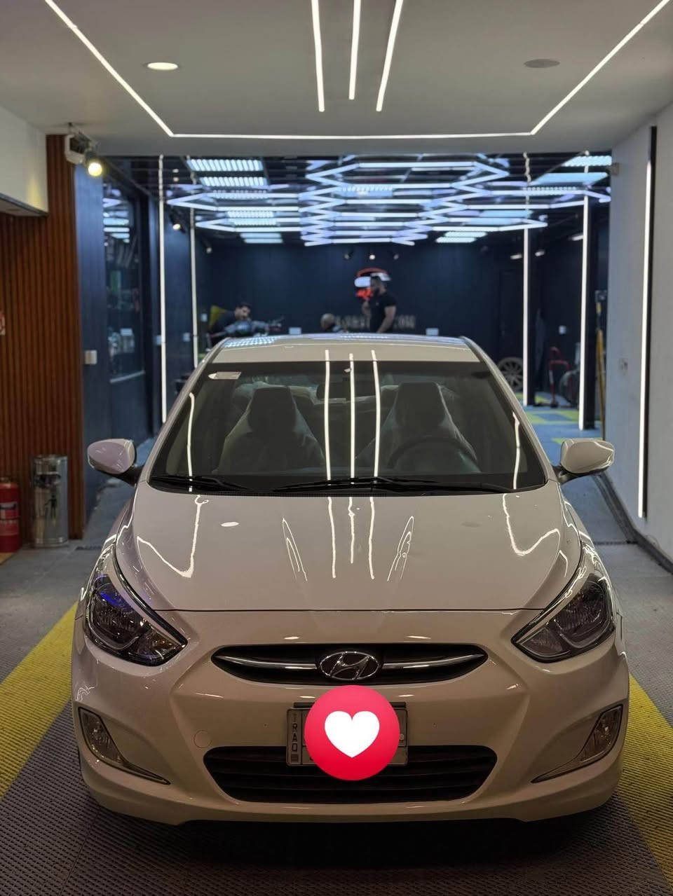 السلام عليكم اكسنت 2015 خليجي الشركة العامة
 كفالة عامة من الصبغ والتبديل 
كير محرك كفالة صدر امامي وخلفي جديد تخم تاير جديد باتري جديد ادامك كاملة رقم وهزه جديد كامرة شاشة تحكمات 5 ويل كب نضيفة كلش مال بيت رقم بغداد المكان بغداد الكرخ السعر 114وبيها مجال للاستفسار 
*********** غير متواجد على الفيس بغداد, العراق
