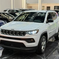 كومباس لاتيتود • ٢٠٢٤ • بدون صبغ