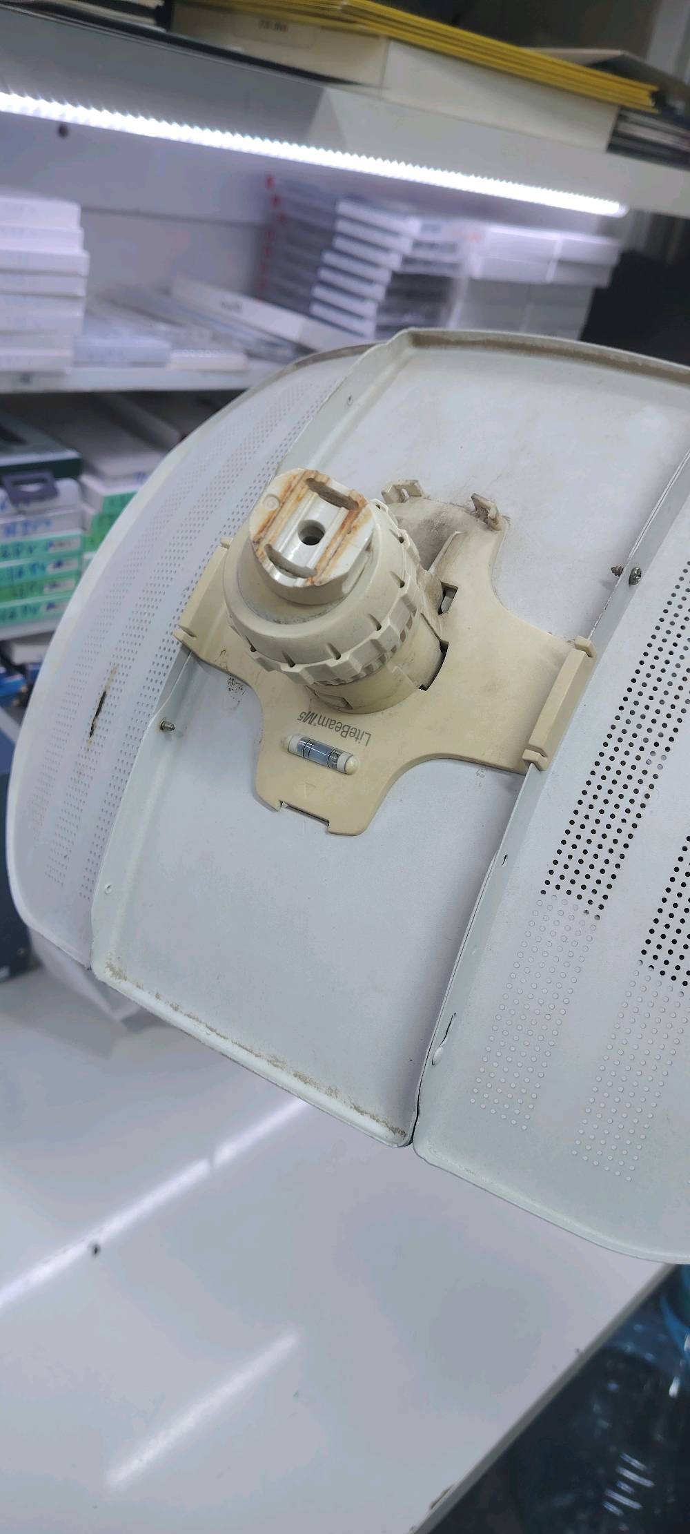 نانوا صحن  جديد مشتريه ٢٠٢٤ مستعمل هواي /شي قليل صراحه اريد ابيعه مستعجل عليه 