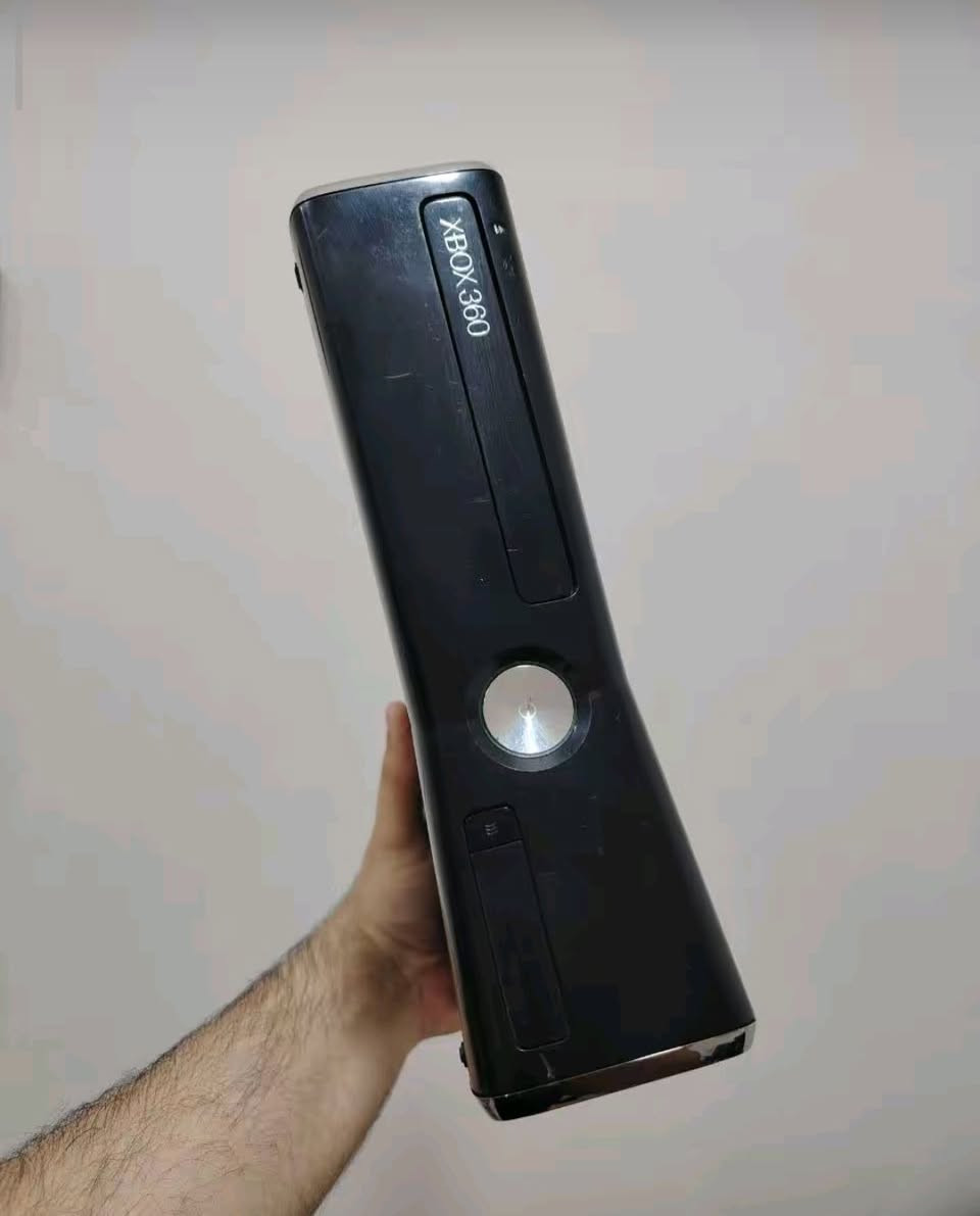 Xbox 360 للبيع
ويا يده وحده 
الالعاب:90لعبه بي ومن ضمن هن gtav مهكر و black obs 2و3 مهكر المابات مفتوحه يمك 
بسعر 120 وبيها مجال 
موشراي لاتعامل اذا شراي اني انزل سعر الك


**إذا كنت صاحب هذا الإعلان وتريد حذفه لأي سبب، رجاءا أرسل رسالة إلى الدعم الفني**