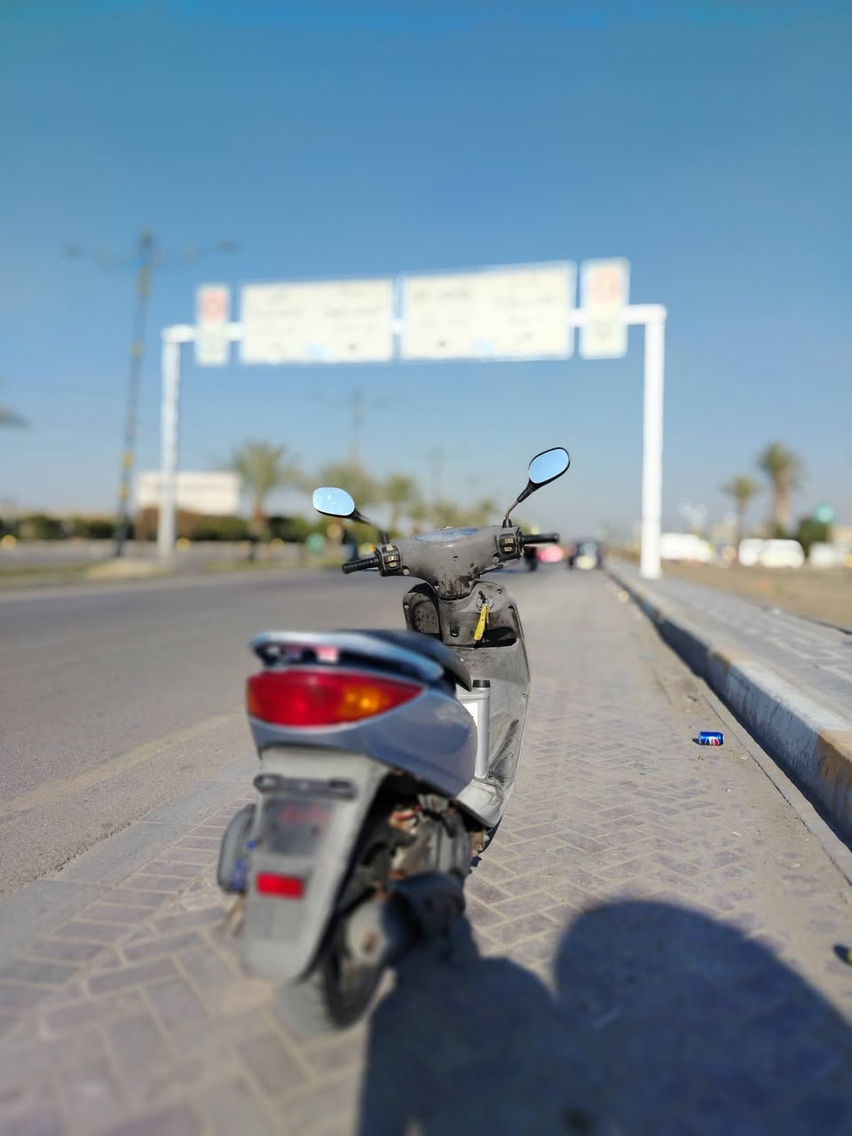 دراجة بريز للبيع مكفولة كفالة عامة برغي ما مفتوح بيهة صار شهر من نزلتهة من الرمبة كفرات ختم واحد دراجة مال جناي الله شاهد فلتر شوتة كل ١٥ يوم ابدلة وفلتر مال بانزين بيهة دراجة شلعة ومعدل خير من الله العنوان بغداد مدينه الصدر الاستفسار على الرقم *********** السعر ٩٠٠ وبيهة مجال
