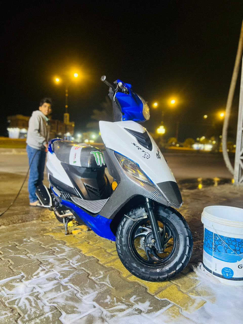 للبيع للبيع
هاوجي رص موديل 23 المحرك نضيف مكفول مرقم الكربائيات كلها شغاله اي عطل مابي النظافه كدام عينك مسجل رقم وسنويه وكله شغال ونضيف ومكفول كفاله عامه 
الاستفسار مراسلتي خاص او الاتصال على هاذ الرقم

***********
