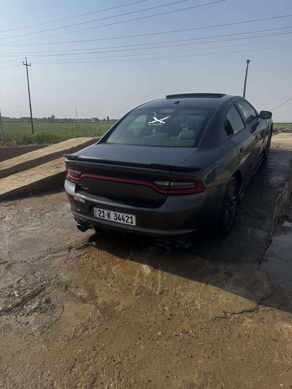 بيه خمس قطع بدون دواخل شعندك مراوس نزل وبيع هم ترهم سياره فول موديل 21 رقم
***********
