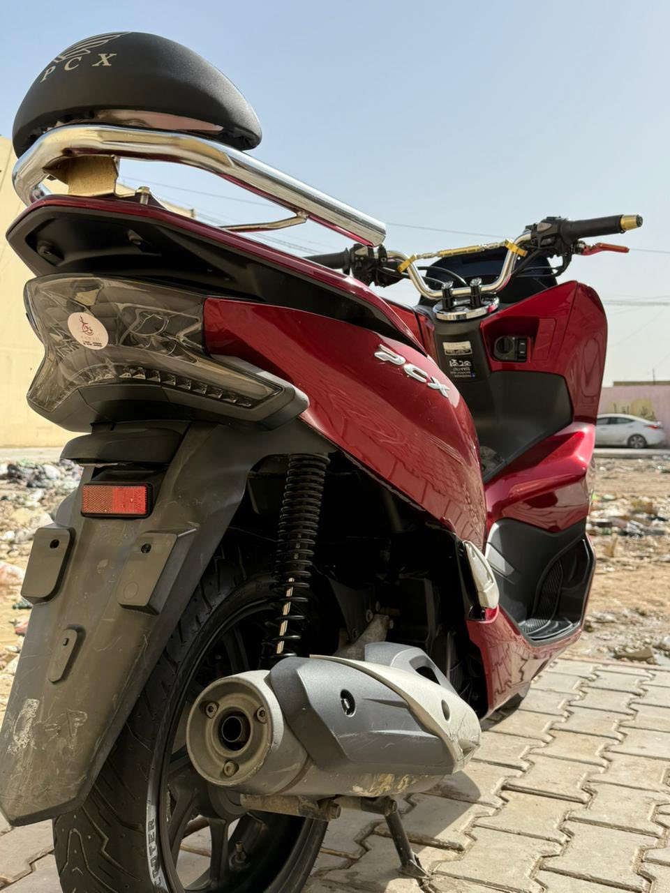 سلام عليكم اعادة نشر بسبب الوعود الكاذبة دراجة PCXجيل ثالث وارد كوري مكفولة كفالة عامة تجي وتفحص السعر 14ورقة وبيها مجال العنوان بغداد حي أور للتواصل ***********
