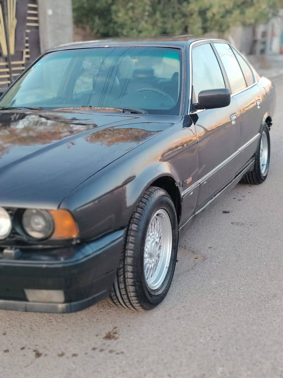 السلام عليكم
مكلف بالنشر.......
BMW
موديل ١٩٩٠
نظيفة السياره مثل ما موضح بالصور
مكانها الفلوجه
السنويه لل ٢٠٢٨ تحويل ثاني يوم 
كير ومحرك خير من الله
السعر ٤٥ وبيها مجال بسيط 
صاحب السياره ***********
