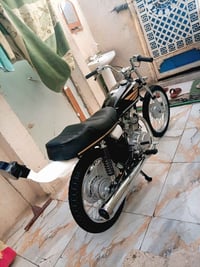 سكنر • معمر • اوراق