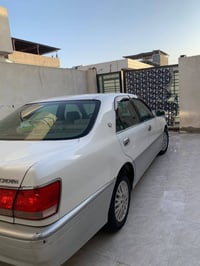 تويوتا كراون • مكينة دي فور • بصرة