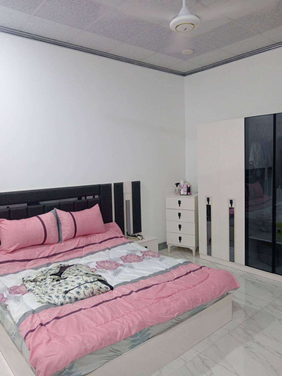 للبيع 🏡للبيع 🏡للبيع
دار في حي السماح الثانيه موقع مميز 
المساحة 150م واجهه 7.5م عمق 20م

سند سكني ملك صرف طابو الزهور 2025

بناء حديث زيرو 2025 فول موصفات تسليم فوري

طابق الاول : غرفتين نوم /هول داخلي /مطبخ حار بارد /صحيات /استقبال /صحيات خارجيه /كراج /مناور2 /

طابق الثاني :ثلاث غرف نوم /صحيات /
نظام /سبالت /دكتات /ستلايت /كامرات /

للإستفسار الاتصال ع الارقام ✅
***********
***********
#نستقبل كافة العروض العقاريه والاستثماريه
