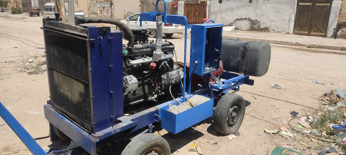 السلام عليكم ورحمة الله وبركاته..
للبيع مولدة ديزل ماركة كاواساكي (Kawasaki) حجم 75 كي في (KVA)، المواصفات والاصالة تتكلم عن نفسها:
​المحرك: كاواساكي ياباني أصلي، معروف بالقوة الكبيرة والاقتصادية العالية باستهلاك الكاز، ويتحمل جونا الحار بكفاءة عالية (T3).
​الجنريتر (رأس التوليد): ألماني أصلي دبل بلك، يعني استقرار كامل بالفولتية وتيار صافي ومستقر 100% بدون أي تذبذب، يحمي الأجهزة الحساسة والسبالت.
​الحالة: نظيفة جداً وبحالة ممتازة (جاهزة للتشغيل مباشرة).
​المنظومة: تشغيل سلف، مجهزة بلوحة تحكم وقراءات دقيقة للمنظومة (الضغط، الحرارة، والفولتية).
​المولدة صُنعت للشغل الثقيل واللواد العالي ومكفولة من كل النواحي
📞 للاستفسار والتواصل: ***********
