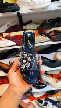 سليبر كعب • قياسات ٣٧-٤١ • ٤ ألوان