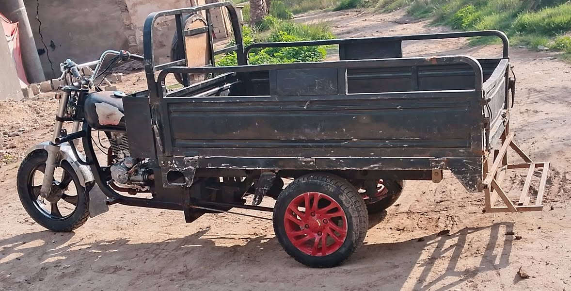 لبيع.   كلك كلك سعره 650.   وبيه مجال قليل  مكاني بابل المسيب. ***********
