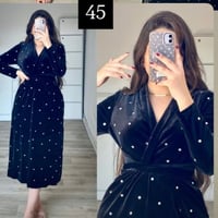 فستان • قياس ٣٨ • بغداد